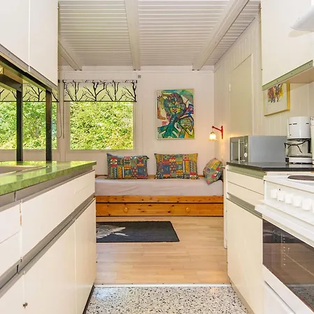 Tranquil Lakeside Retreat In Ry-by Traum