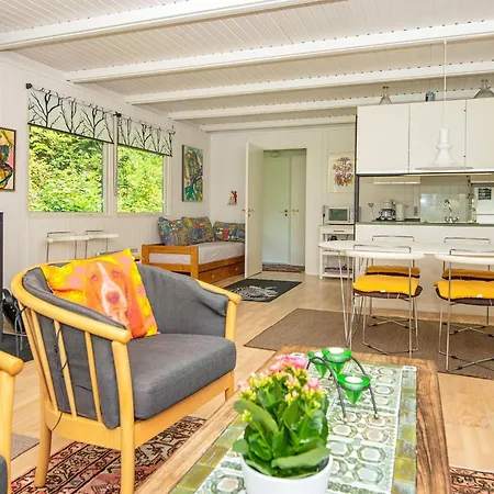 Σπίτι διακοπών Tranquil Lakeside Retreat In Ry-by Traum Ry