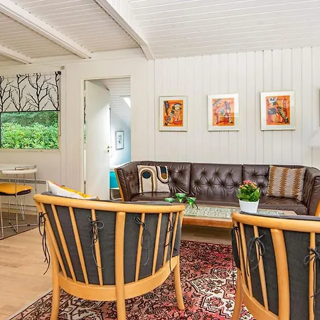 Tranquil Lakeside Retreat In Ry-by Traum *