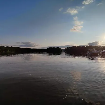 Σπίτι διακοπών Tranquil Lakeside Retreat In Ry-by Traum Ry