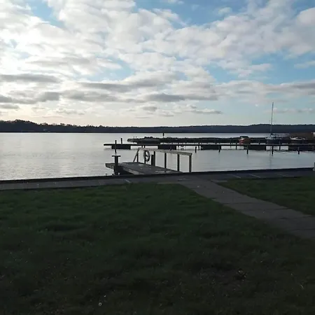 Tranquil Lakeside Retreat In Ry-by Traum