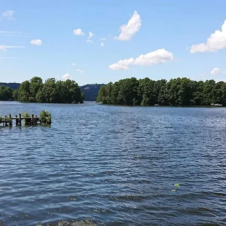 Tranquil Lakeside Retreat In Ry-by Traum Σπίτι διακοπών