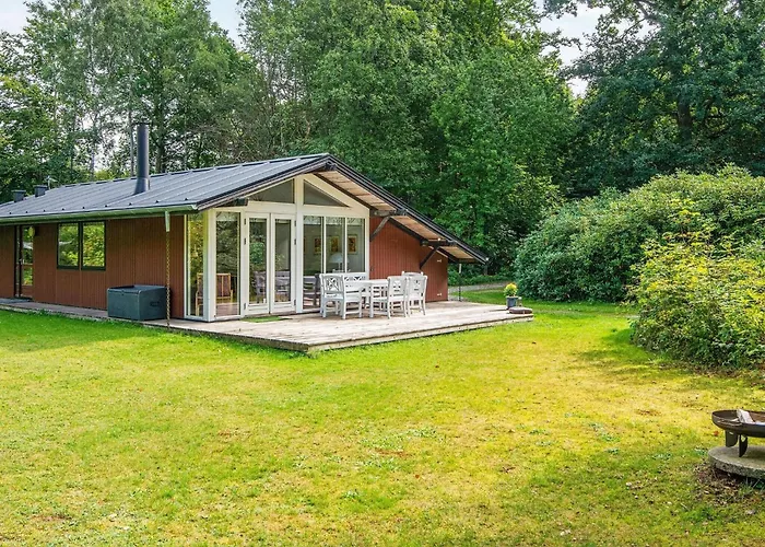 بيت للعطل Tranquil Lakeside Retreat In Ry-by Traum *