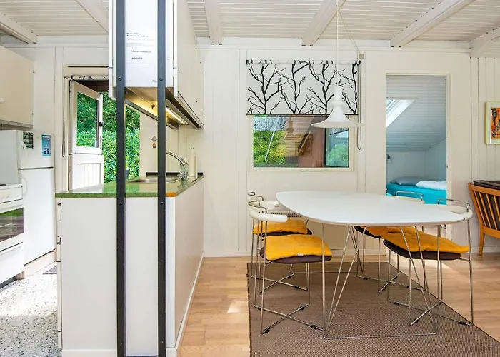 Tranquil Lakeside Retreat In Ry-by Traum