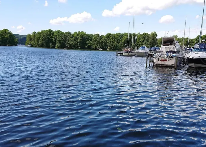 Tranquil Lakeside Retreat In Ry-by Traum Holiday home Ry